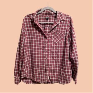 Roots 🍁 Red and Grey Flannel Womens Button Down Size Large Good Used Condition